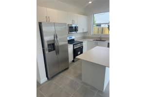 2630 Se 27th Ct, Homestead