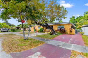 1341 Nw 132nd St Miami, FL 33167 - MLS#A11922173