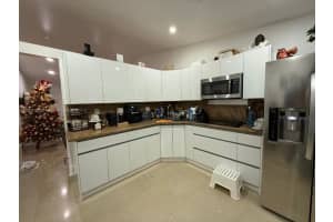 17652 NW 76th Ct, Hialeah, FL 33015, - MLS#A11922182