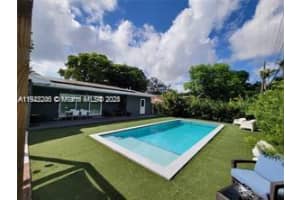 12125 Ne 2nd Ave, North Miami