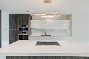 851 Ne 1st Ave 3911 Miami, FL 33132 - MLS#A11922209