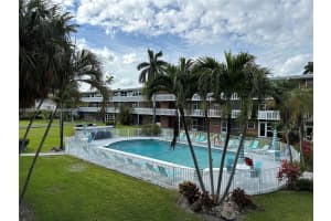 141 Ne 10th Ave 18b, Hallandale Beach