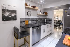 4330 Hillcrest Dr 804 Hollywood, FL 33021 - MLS#A11922261