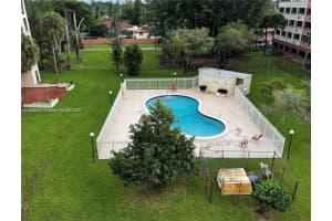 650 Ne 149th St 402a, Miami