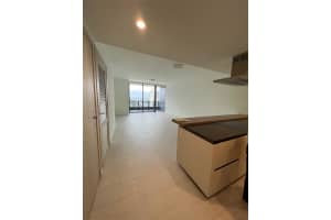 1000 Brickell Plz 3211, Miami