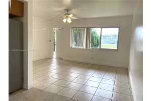 2121 Ne 40th Ct 2 Lighthouse Point, FL 33064 - MLS#A11922298