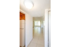 3000 Nw 48th Ter 322 Lauderdale Lakes, FL 33313 - MLS#A11922330