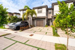 15824 Nw 91st Ct Miami Lakes, FL 33018 - MLS#A11922368