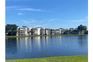 9420 Poinciana Pl 214 Davie, FL 33324 - MLS#A11922379