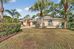 1833 Sw Bellevue Ave Port Saint Lucie, FL 34953 - MLS#A11922392