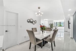 999 Brickell Bay Dr APT 711, Miami, FL 33131, - MLS#A11922407