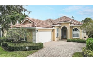 5119 Magnolia Bay Cir Palm Beach Gardens, FL 33418 - MLS#A11922454