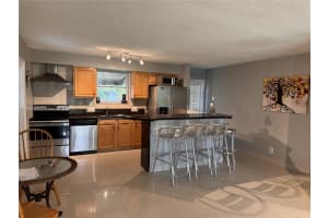 213 SW 5th St, Hallandale Beach, FL 33009, - MLS#A11922489