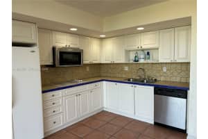 8600 SW 133rd Avenue Rd APT 423, Miami, FL 33183, - MLS#A11922557