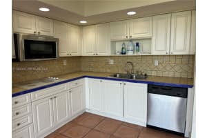 8600 SW 133rd Avenue Rd APT 423, Miami, FL 33183, - MLS#A11922557