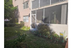 8411 Nw 8th St 111 Miami, FL 33126 - MLS#A11922563