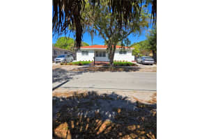 987 NE 145th St #1, North Miami, FL 33161, - MLS#A11922567