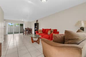 8761 Sw 21st St Miramar, FL 33025 - MLS#A11922588