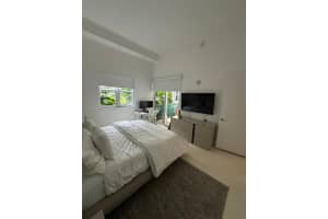 19900 E Country Club Dr APT 114, Aventura, FL 33180, - MLS#A11922607