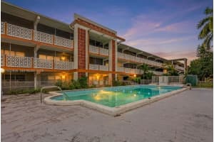 1450 NE 170th St APT 211, North Miami Beach, FL 33162, - MLS#A11922635