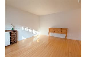 10101 W Bay Harbor Dr APT 5, Bay Harbor Islands, FL 33154, - MLS#A11922643