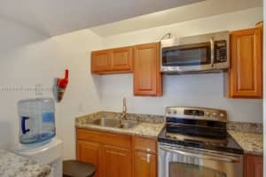 2455 Flamingo Dr APT 201, Miami Beach, FL 33140, - MLS#A11922646