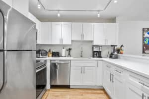 600 Parkview Dr Apartment 217, Hallandale Beach, FL 33009, - MLS#A11922672