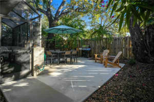 7963 Sw 104th St 110a, Miami