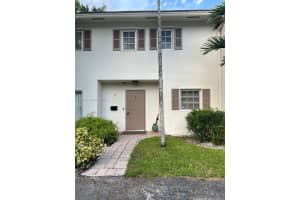 3141 N Palm Aire Dr 3141 Pompano Beach, FL 33069 - MLS#A11922693