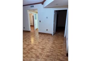 8013 Lake Dr APT 105, Doral, FL 33166, - MLS#A11922698