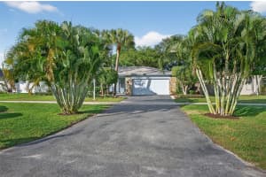 969 Nw 8th St Boca Raton, FL 33486 - MLS#A11922704