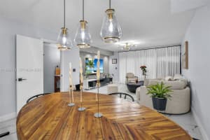 4429 Sw 70th Ter Davie, FL 33314 - MLS#A11922710