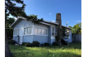 2129 Taylor St, Hollywood, FL 33020, - MLS#A11922718