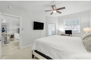 MLS# A11922724, Aventura, Florida 33160