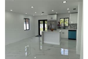 17231 Nw 52nd Pl Miami Gardens, FL 33055 - MLS#A11922732