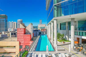 398 Ne 5th St 2319, Miami