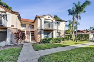 11201 Sw 13th St 204, Pembroke Pines