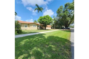 60 Palmetto Dr Miami Springs, FL 33166 - MLS#A11922787