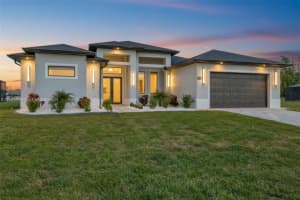 1129 SW 24th St, Cape Coral, FL 33991, - MLS#A11922793