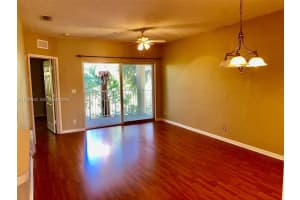 1165 Golden Lakes Blvd 1226, West Palm Beach 1165 Golden Lakes Blvd 1226, West Palm Beach