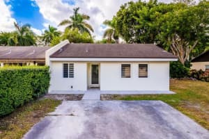 5240 Sw 139th Pl, Miami