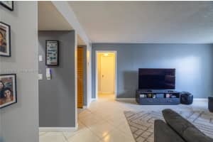 428 NW 70th Ave APT 137, Plantation, FL 33317, - MLS#A11922827