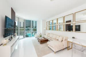 851 NE 1st Ave #905, Miami, FL 33130, - MLS#A11922869