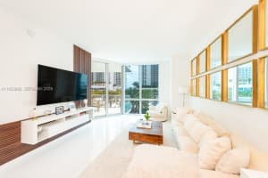 851 NE 1st Ave #905, Miami, FL 33130, - MLS#A11922869