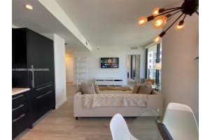 55 SW 9th St Apt 3001, Miami, FL 33130, - MLS#A11922904