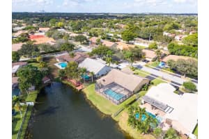 9272 Nw 18th St Plantation, FL 33322 - MLS#A11922961