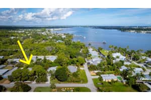 1017 SW Spruce St, Palm City, FL 34990, - MLS#A11922962