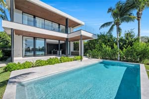 1050 Stillwater Dr, Miami Beach, FL 33141, Sold 12/15/25