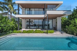 1050 Stillwater Dr, Miami Beach, FL 33141, Sold 12/15/25