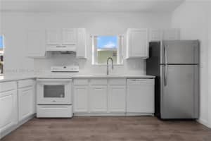 5610 SW 43rd St, Davie, FL 33314, - MLS#A11922968